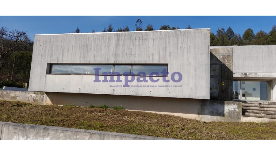 Moradia T3 para Venda em Argoncilhe Foto 31