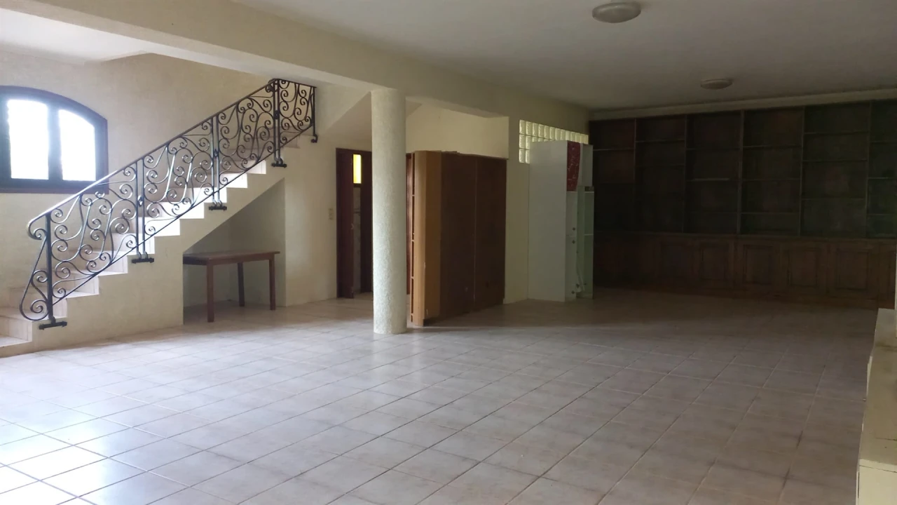 Moradia T4 para Venda em São Roque Foto 24