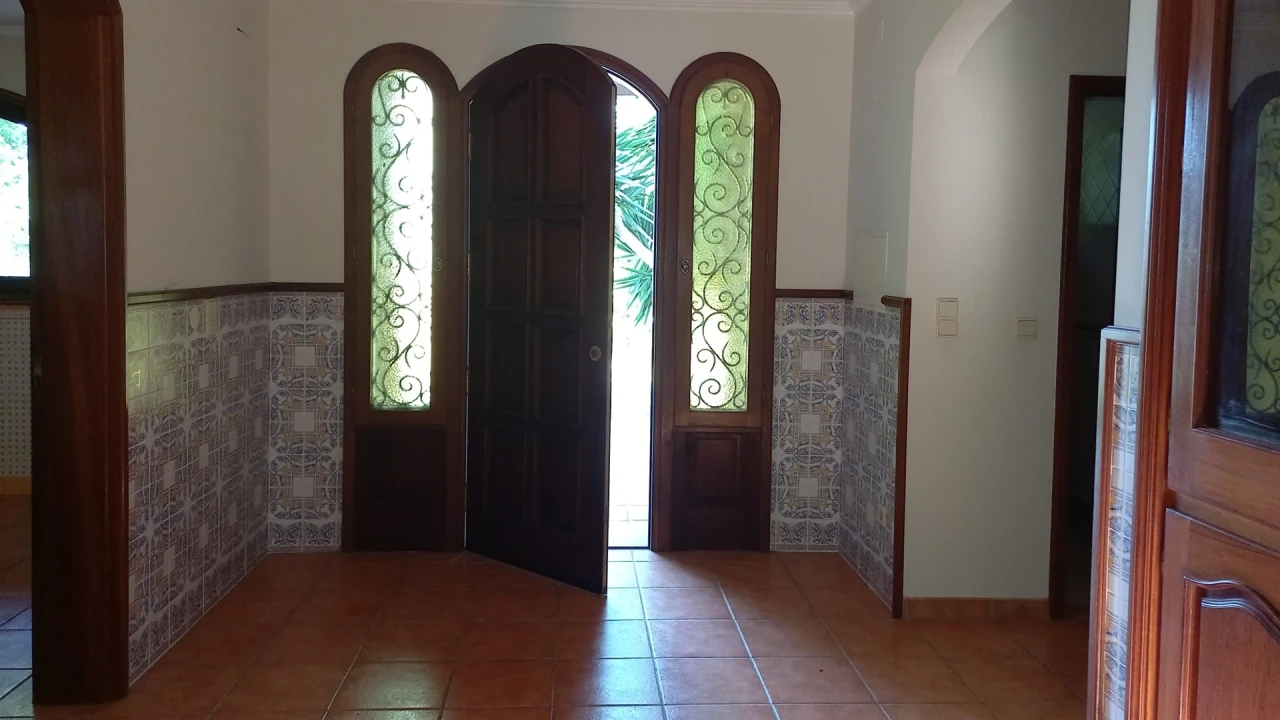 Moradia T4 para Venda em São Roque Foto 5