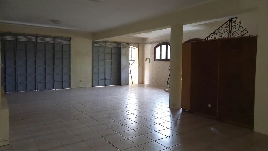 Moradia T4 para Venda em São Roque Foto 43