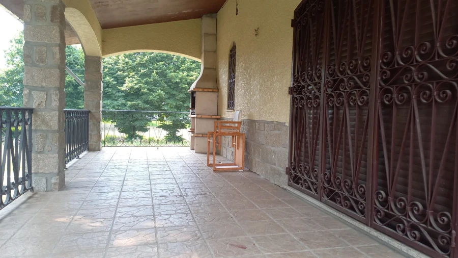 Moradia T4 para Venda em São Roque Foto 39