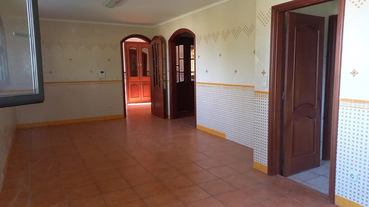 Moradia T4 para Venda em São Roque Foto 21