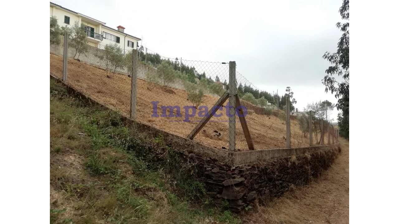 Moradia T2 para Venda em Raiva, Pedorido e Paraíso Foto 1