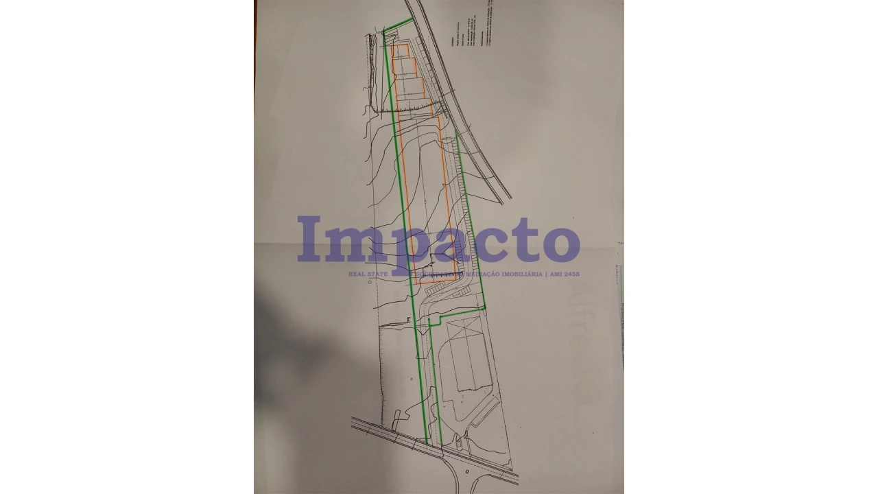 Terreno para Venda em Macieira de Cambra Foto 2