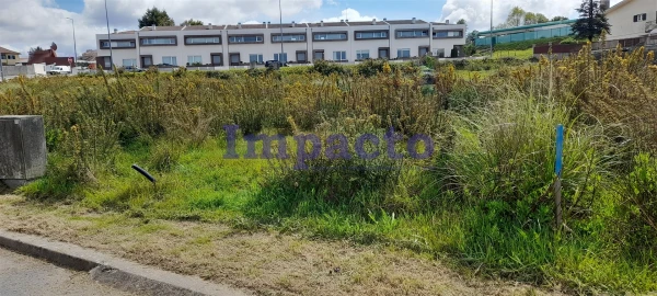 Terreno para Venda em Arrifana
