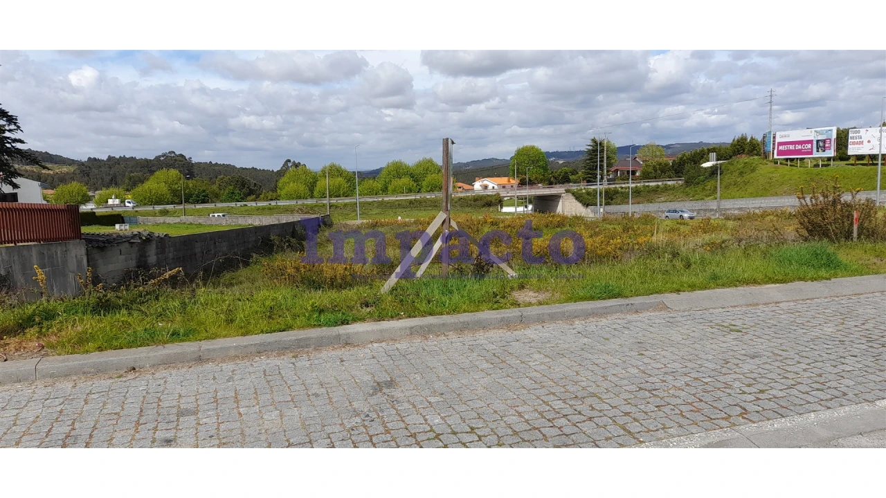 Terreno para Venda em Arrifana Foto 8