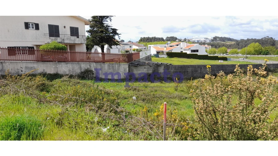 Terreno para Venda em Arrifana Foto 2