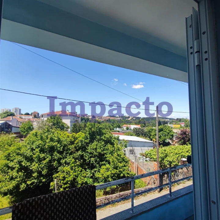 Moradia T3 para Venda em São João da Madeira Foto 3