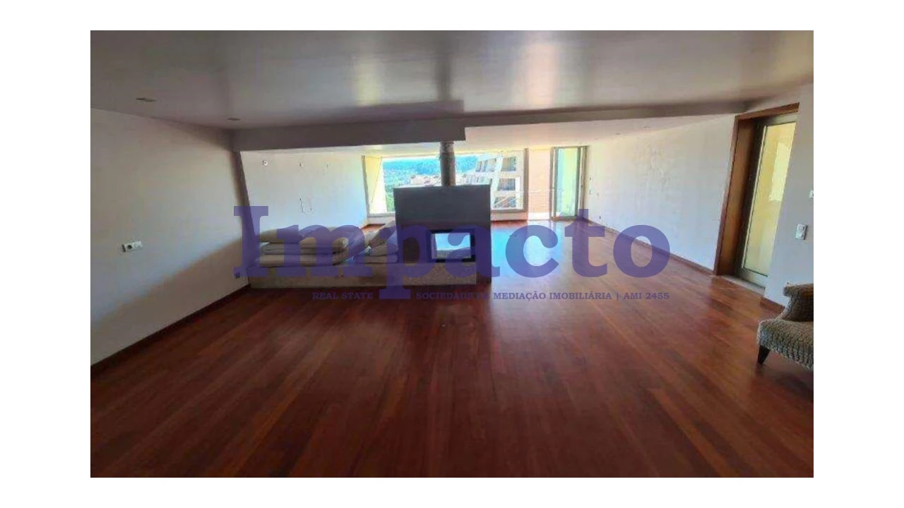 Moradia T3 para Venda em São João da Madeira Foto 6