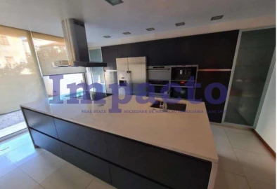 Moradia T3 para Venda em São João da Madeira