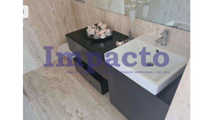 Moradia T3 para Venda em São João da Madeira Foto 12