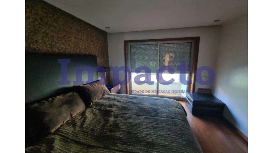 Moradia T3 para Venda em São João da Madeira Foto 8