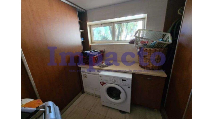 Moradia T3 para Venda em São João da Madeira Foto 11