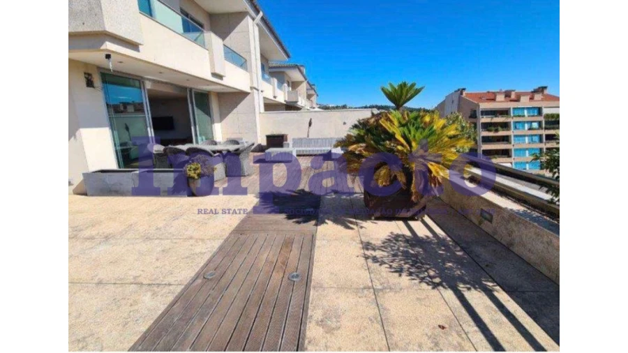 Moradia T3 para Venda em São João da Madeira Foto 14