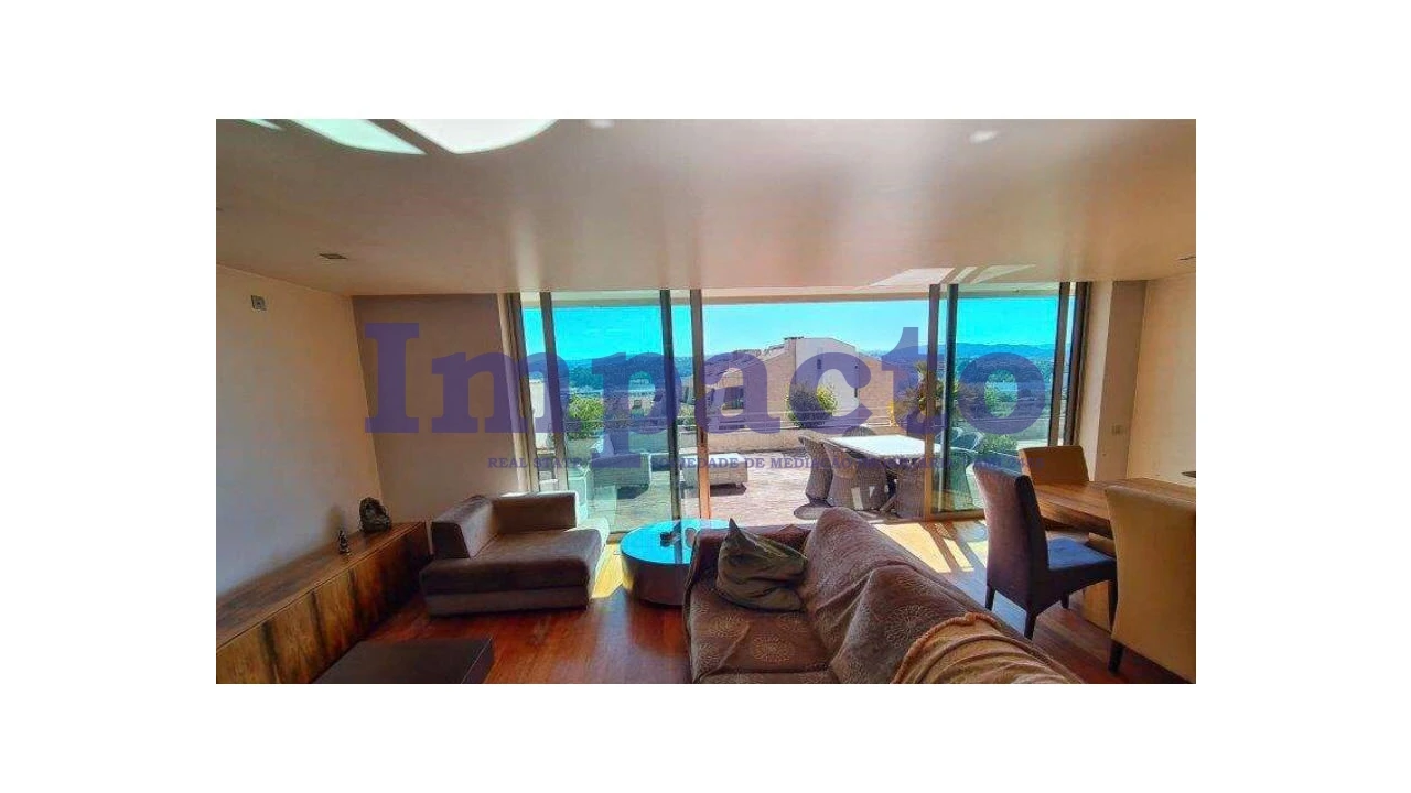 Moradia T3 para Venda em São João da Madeira Foto 4