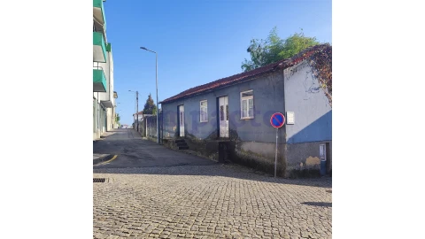Moradia T5 para Venda em São João da Madeira