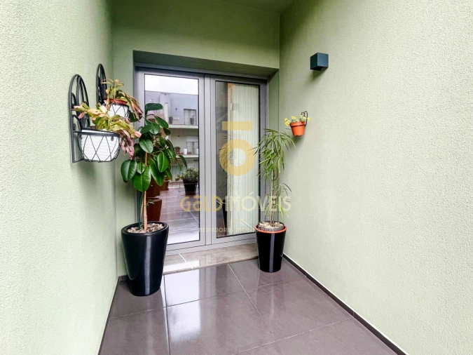 Apartamento T2 para Venda em Sobrado e Bairros Foto 26