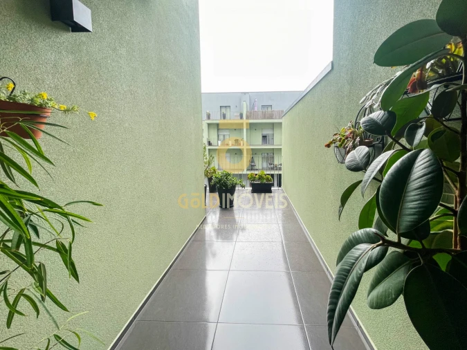 Apartamento T2 para Venda em Sobrado e Bairros Foto 28