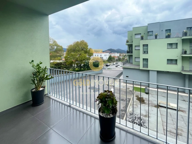 Apartamento T2 para Venda em Sobrado e Bairros Foto 30