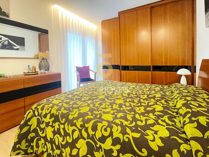 Apartamento T2 para Venda em Sobrado e Bairros Foto 17