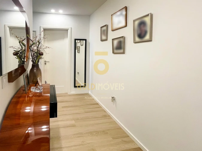 Apartamento T2 para Venda em Sobrado e Bairros Foto 12