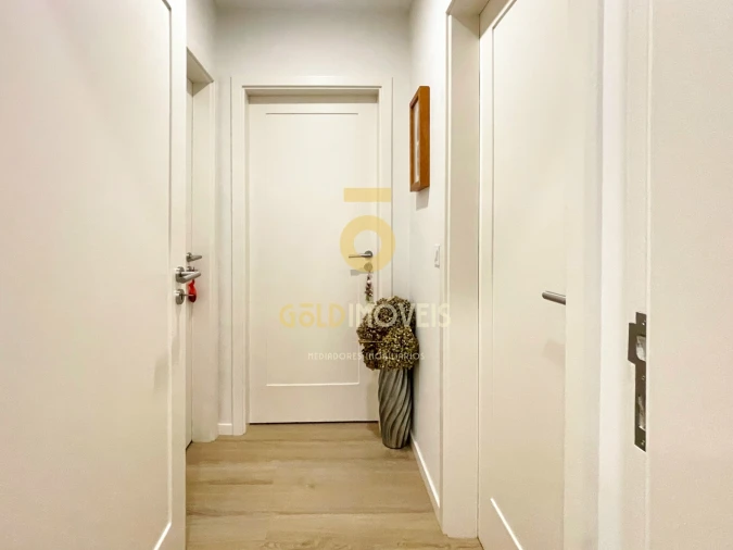 Apartamento T2 para Venda em Sobrado e Bairros Foto 22