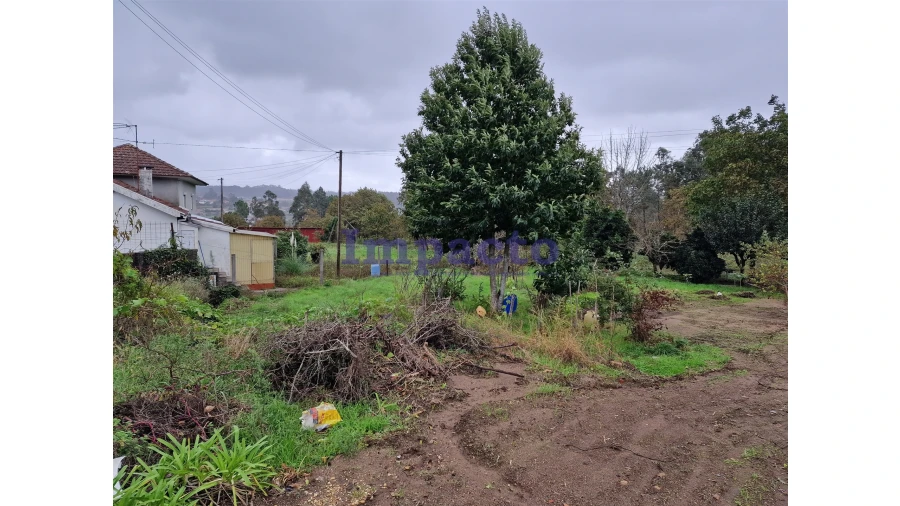 Terreno para Venda em Fiães Foto 1
