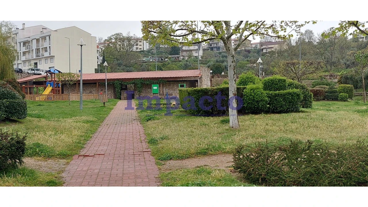 Terreno para Venda em Belmonte e Colmeal da Torre Foto 29