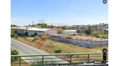 Terreno para Venda em Alverca do Ribatejo e Sobralinho