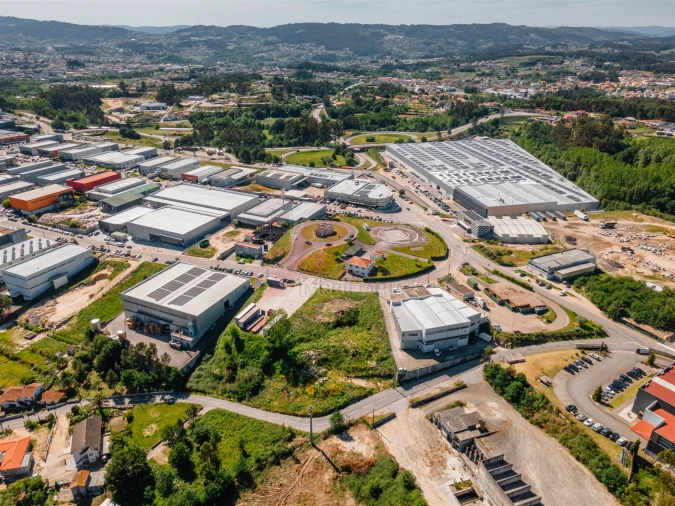 Terreno Comércio / Armazém para Venda em São Gens Foto 21