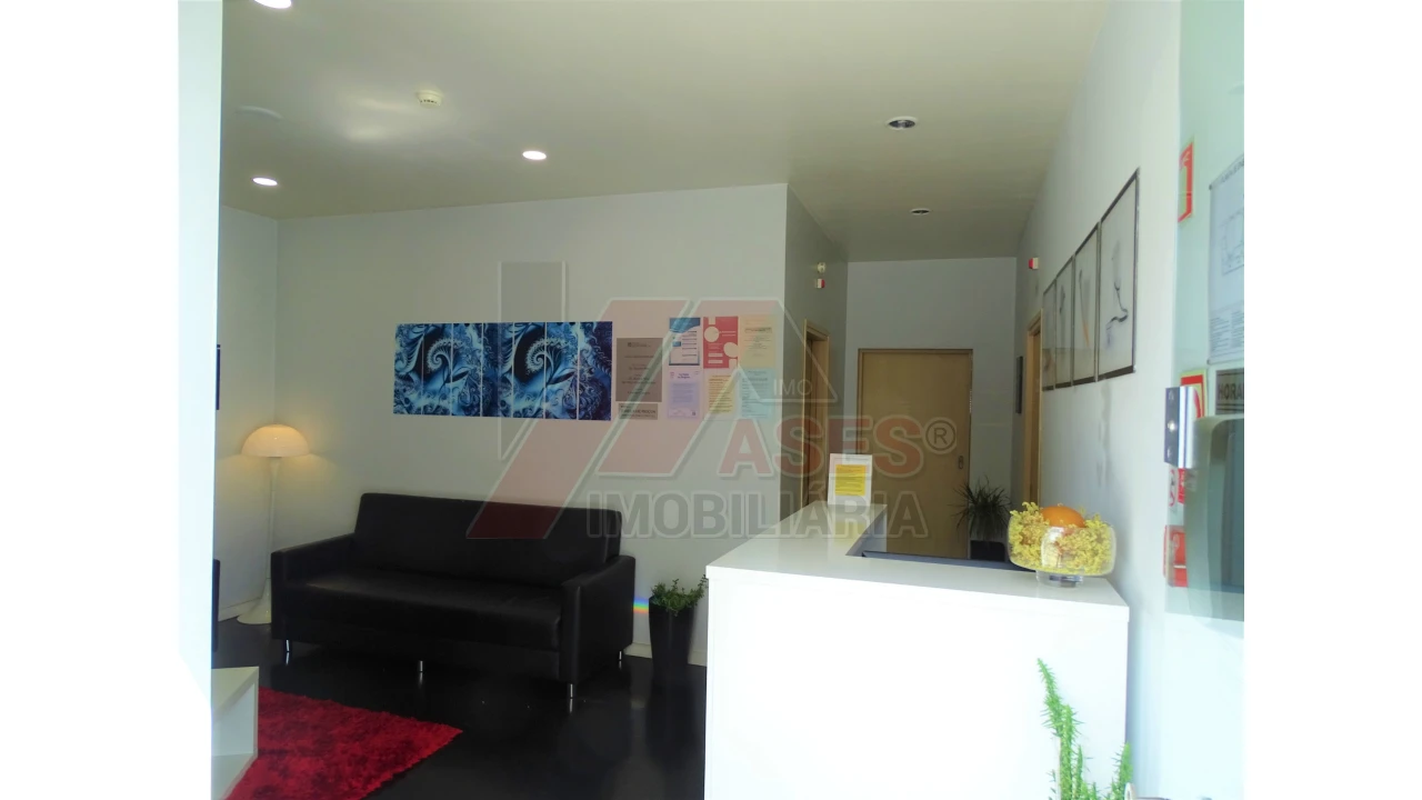 Prédio para Venda em Britelo, Gémeos e Ourilhe Foto 7