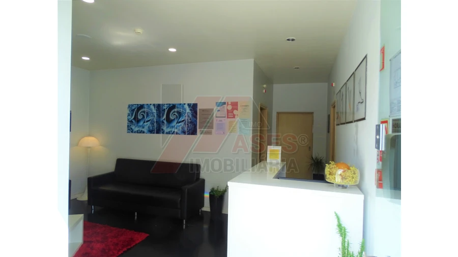 Prédio para Venda em Britelo, Gémeos e Ourilhe Foto 7