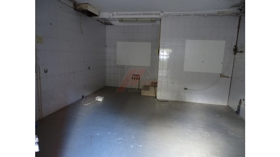 Prédio para Venda em São Gens Foto 33