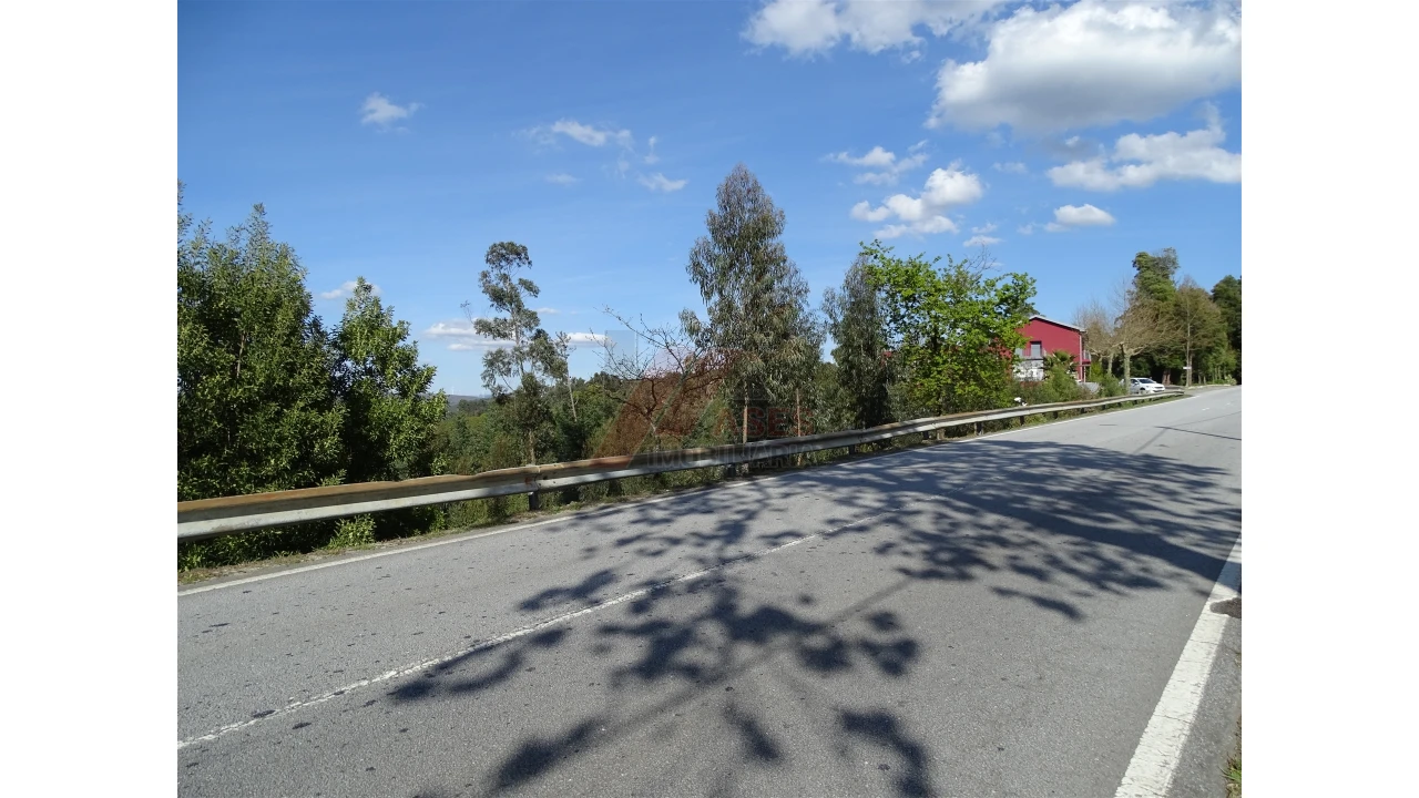 Terreno para Venda em São Gens Foto 5