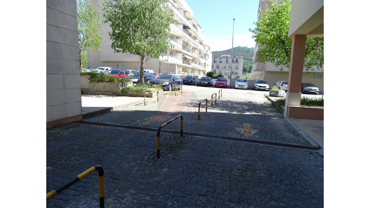 Garagem para Venda em Costa Foto 3