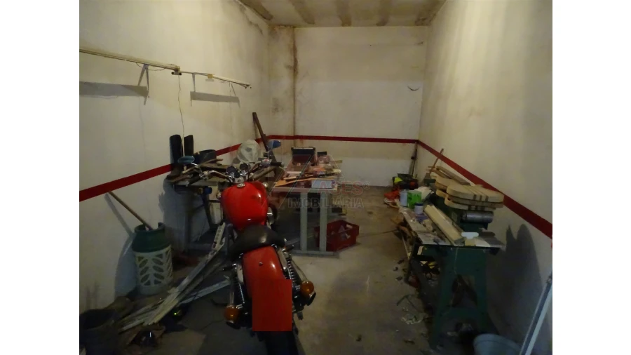 Garagem para Venda em Costa Foto 4