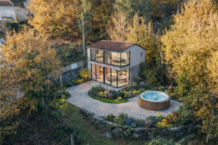 Terreno para Venda em Travassos Foto 2