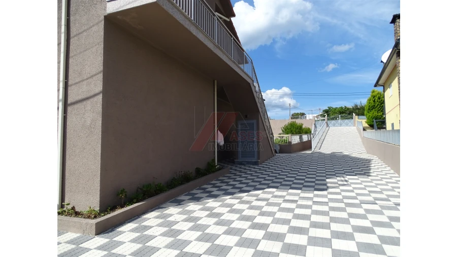 Moradia T7 para Venda em Basto (São Clemente) Foto 4