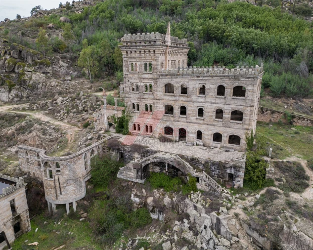 Negócio para Venda em Sortelha Foto 2