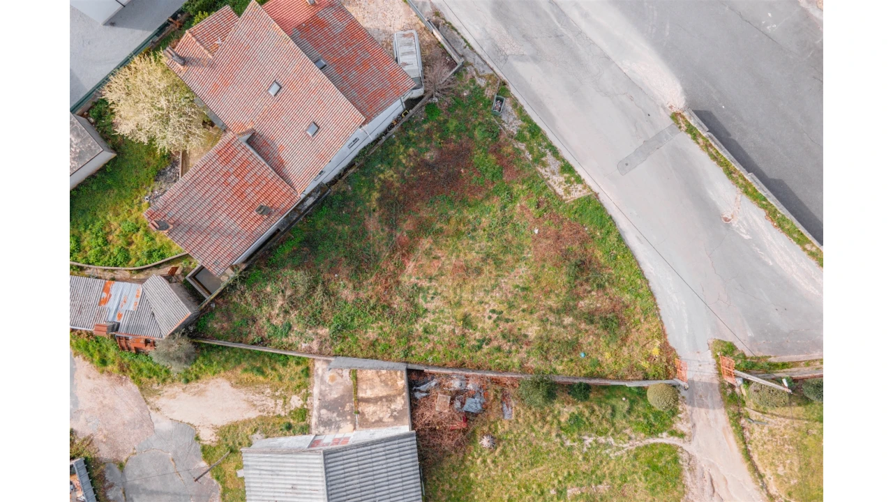 Terreno para Venda em Basto (São Clemente) Foto 3