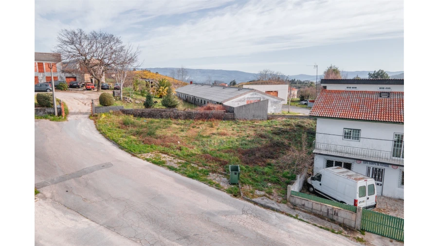 Terreno para Venda em Basto (São Clemente) Foto 5
