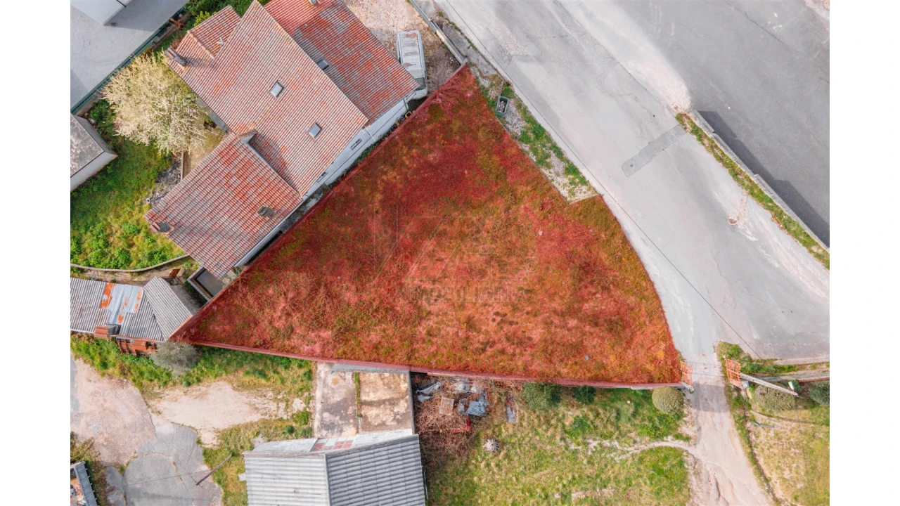 Terreno para Venda em Basto (São Clemente) Foto 1