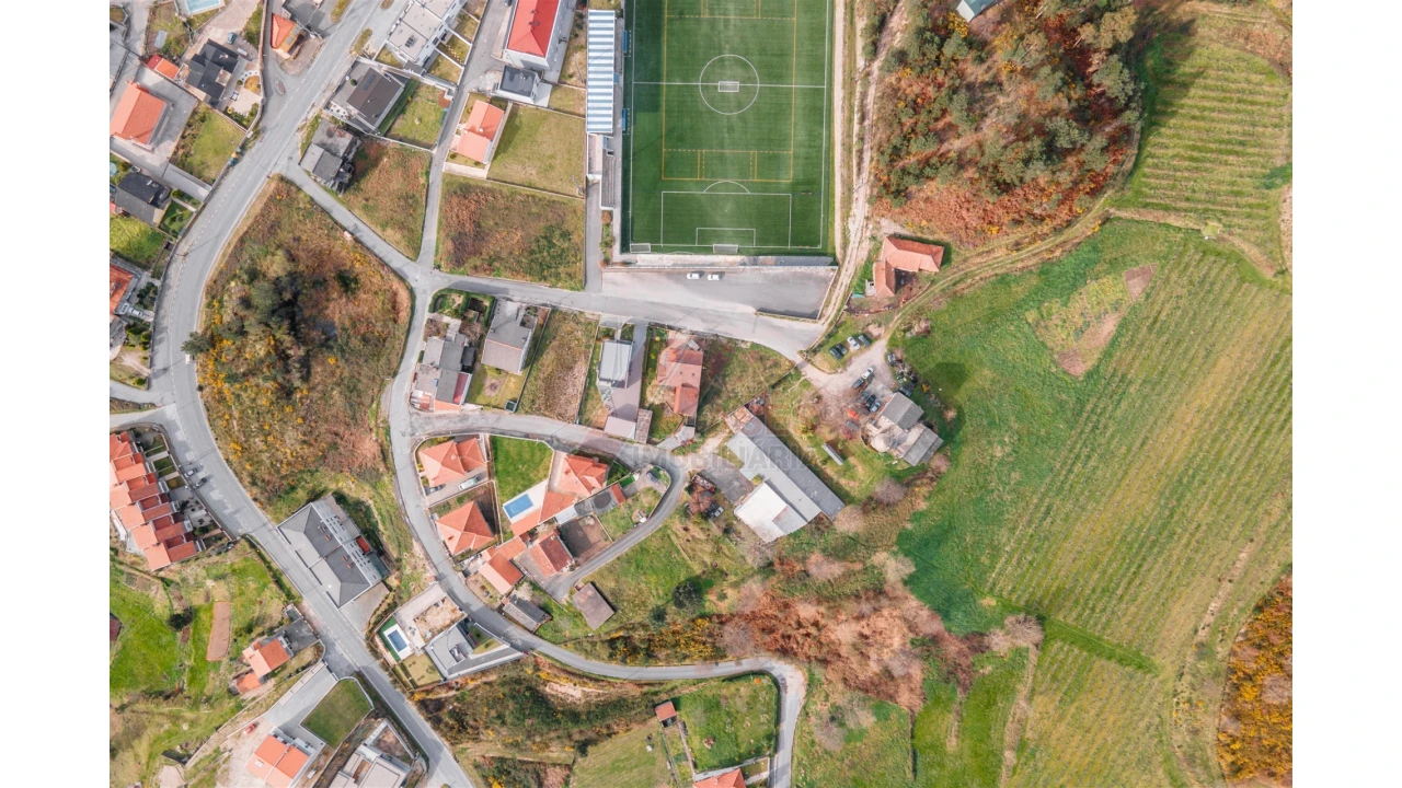 Terreno para Venda em Basto (São Clemente) Foto 10