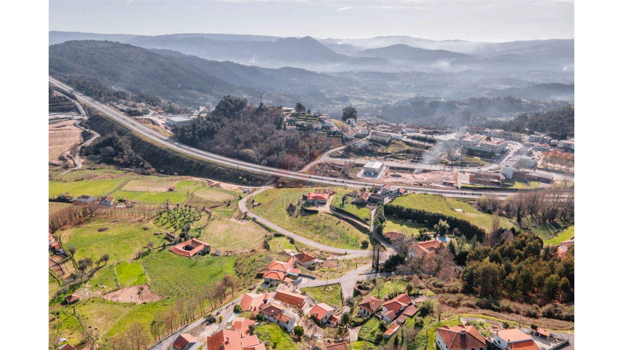 Terreno para Venda em Basto (São Clemente) Foto 8