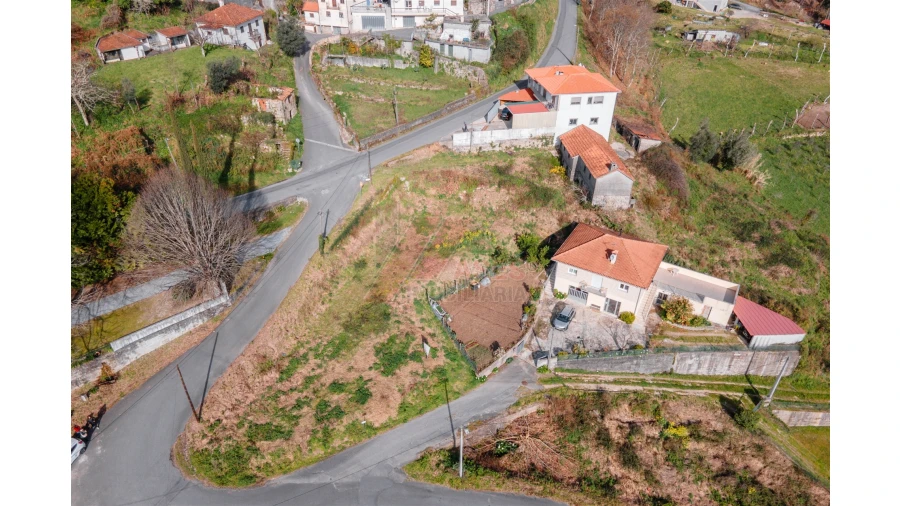 Terreno para Venda em Basto (São Clemente) Foto 5