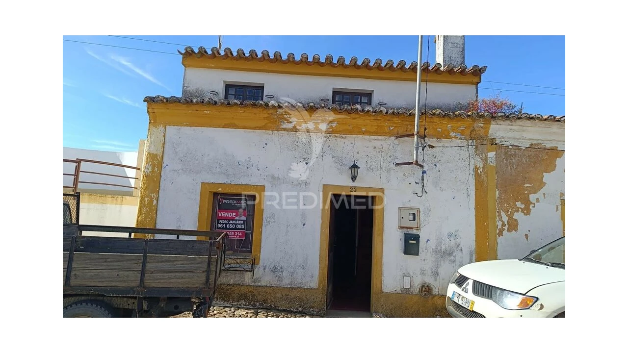 Moradia T3 para Venda em Montalvão Foto 2