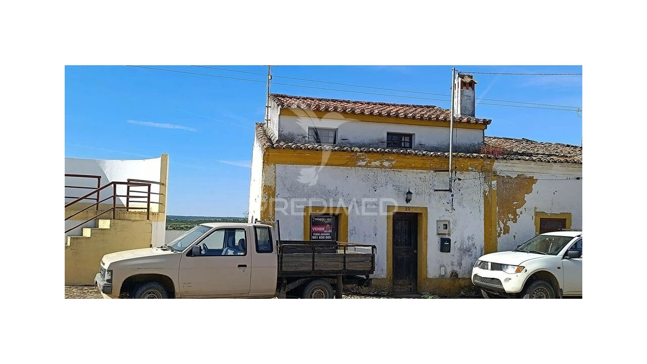 Moradia T3 para Venda em Montalvão Foto 3