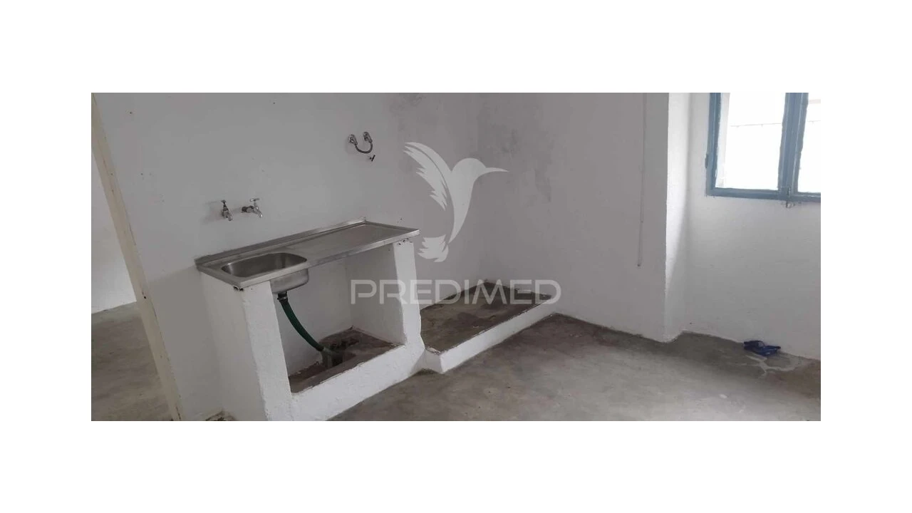 Moradia T2 para Venda em Nossa Senhora da Graça de Povoa e Meadas Foto 5