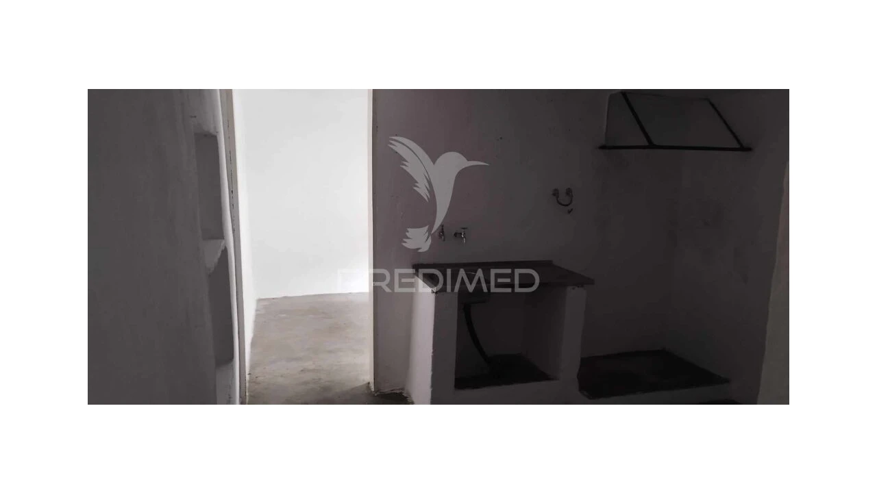 Moradia T2 para Venda em Nossa Senhora da Graça de Povoa e Meadas Foto 7