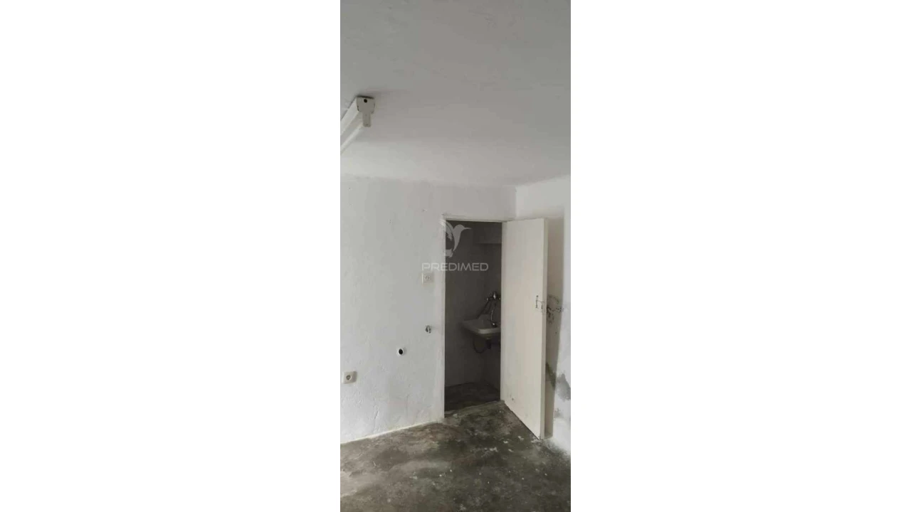 Moradia T2 para Venda em Nossa Senhora da Graça de Povoa e Meadas Foto 3